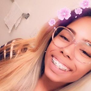 Meet your Posher, Annie